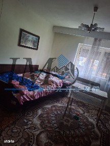 Casa de vânzare in Craciunel la strada principală