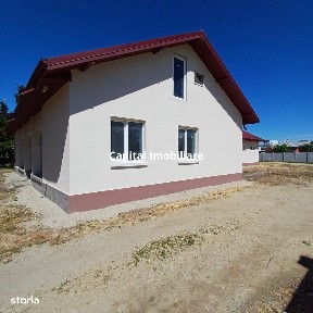 Spațiu comercial de inchiriat, la drum principal, localitatea Daia