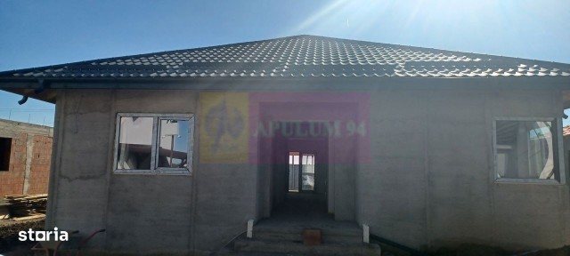 Săbăreni, casă parter 4 camere, CT, terasă, pivniță, teren 478 mp