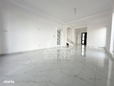 Casa individuala cu 5 camere, finisaje premium, disponibila imediat.