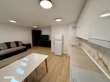 Inchiriez garsoniera Mall Vitan