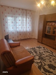 Inchiriez apartament