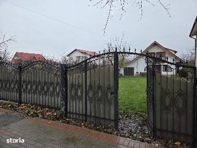 Casa P+M la E85 in Adjud iesire spre Bacau
