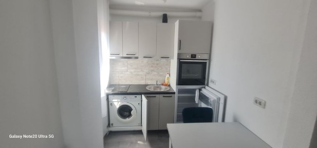 Garsonieră de inchiriat