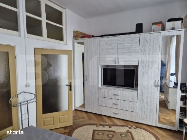 Apartament 2 camere, 45 mp, cu gradina si parcare - Zona Pietonal