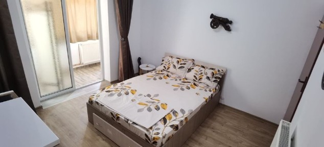 Închiriez apartament 2 camere