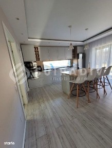 Casa de inchiriat in Campenesti, curte de 500 mp, garaj