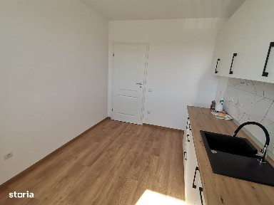 INCHIRIEZ ap. 2 camere decomandat,nou,nemobilat,zona Calea Surii Mici
