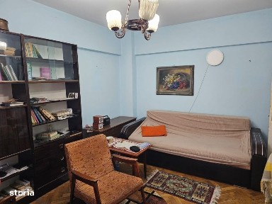 - Apartament 2 camere, confort 1 decomandat, Zona Centrala.