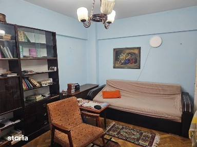 - Apartament 2 camere, confort 1 decomandat, Zona Centrala.