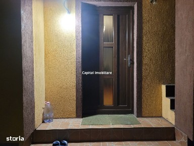 Apartament 3 Camere in vila, Târgu-Jiu - 2021, 65 mp, Garaj și Curte