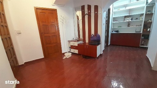 Cartier CFR, ÎNCHIRIERE apartament 2camere, lift, interfon, etaj4/6