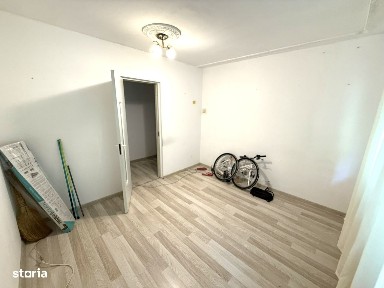 Apart 3 camere, Dacia-Lidl, liber