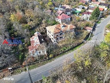 Proprietate deosebită în orașul Ștefănești, intrare pe strada Izvorani