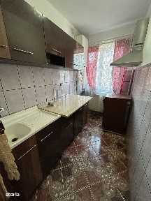 De vanzare 2 camere,mobilat și utilat,etajul 2,zona Piata Mica
