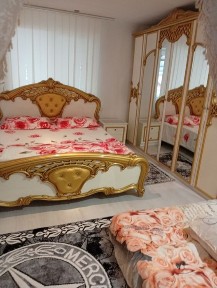 Vând casă cu mai multe anexe locuibile în Bonțida cu gradina și solar