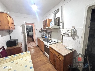 Apartament 4 camere, 73 mp, 2 băi, 2 balcoane, etaj 3 - zona Micro 3