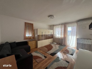 Garsoniera spatioasa, Valea Aurie