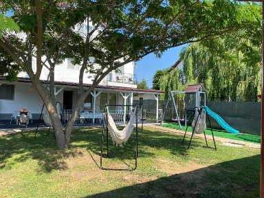 Inchiriere proprietate Mamaia Nord (zona Plaja Azimuth)-Pensiune