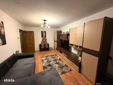 Apartament 3 camere - Strada Amaradia - Liceul Pedagogic