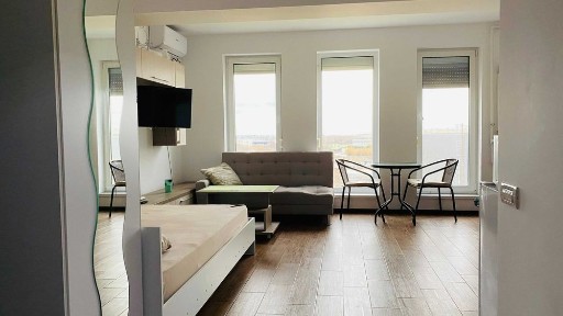 inchiriez studio vivo mall