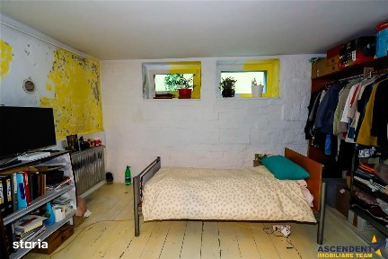 Apartament in vila, Central, cu potential rezidential investitional bi