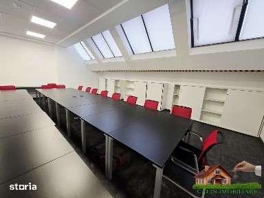 Inchiriere BIROURI/ SALA SPORT / CLINICA Centru Civic 200mp-560mp Iași