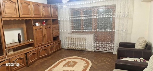 Apartament 3 camere de inchiriat, Lenin Sud