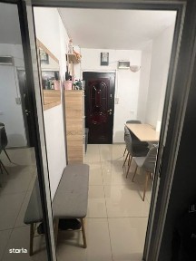Vand apartament situat in Craiovita Noua zona Materna