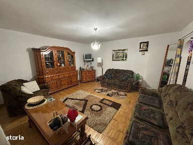 Apartament 4 camere - Zona Sud Lidl - parter/4 - 100.000 euro