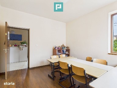 Casă spațioasă cu 5 camere, Aradului