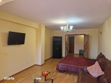 Apartament locatie centrala - 2 camere de inchiriat