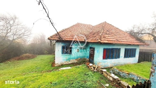 Casă de vânzare în Baia de Fier - zonă turistică deosebită