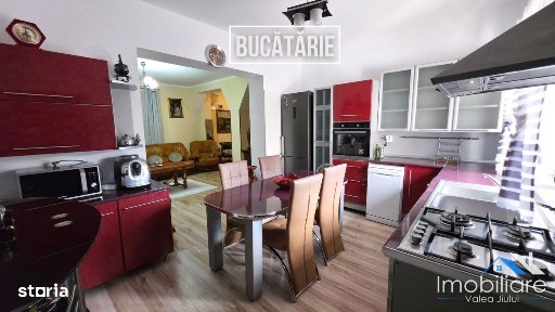 Casă ultracentrală de vânzare - Vulcan