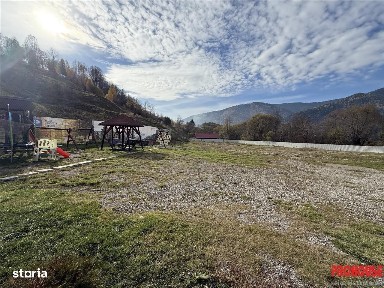 Tarhausi, Ghimes-Faget, Bacau
