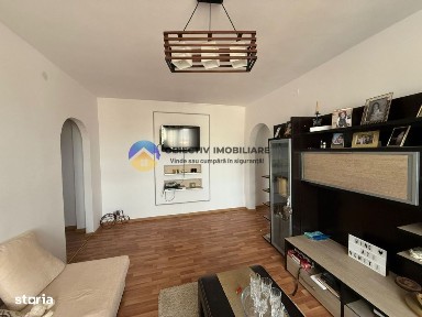 Apartament 3 camere de vanzare - 72,97 mp - zona Darmanesti