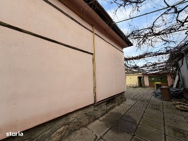 Comision 0% Casa singur in curte, teren 1075 mp, Turnisor