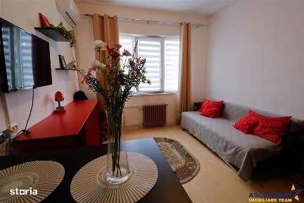 Tur 3D! Mica rezidenta,luminoasa,mobilata, accesorizata,loc parcare,Tr