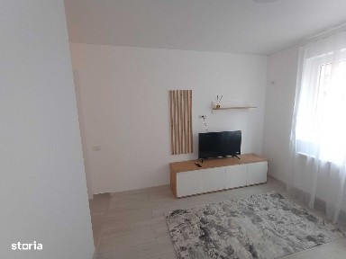 Garsoniera de inchiriat in Militari Residence (Prima inchiriere)