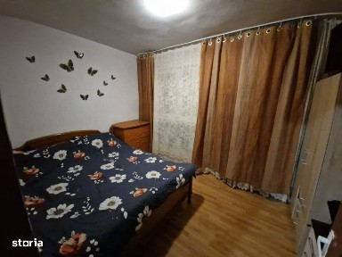 Ap 2 cam, Alexandru cel bun, langa Piata