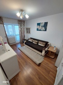 Inchiriere- Garsoniera etaj 8, cu lift