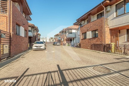 Casa ideala pentru familie-4 camere, curte amenajata, complex privat