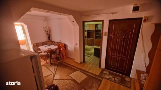 Vand apartament 3 camere, 68 mp, et. 4, decomandat, acoperis!