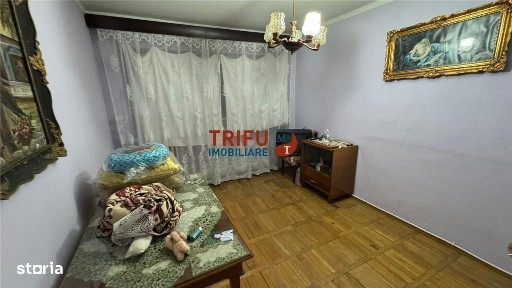 Apartament 4 camere etaj 3, decomandat, zona M-uri