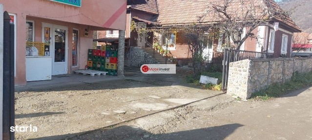 Ampoita, Metes, Alba