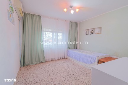 Apartament cu 3 Camere de Vânzare în Mangalia,str.Rozelor