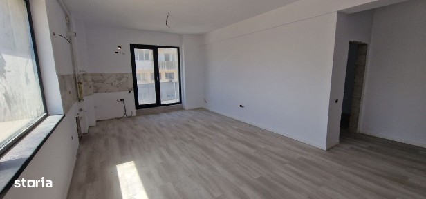 Faleza Nord apartament cu 3 camere, vedere la mare.