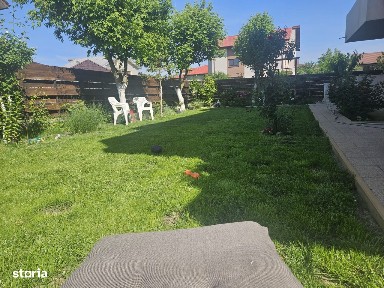 APARTAMENT 4 CAMERE,118 mp,parter in VILA+CURTE amenajată-DOMNESTI