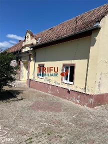 Casă de vânzare în cartierul Lipoveni