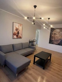 De inchiriat apartament 2 camere republici